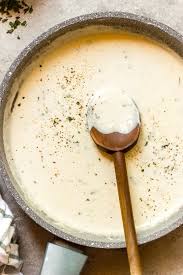 The Easiest Garlic Cream Sauce For Pasta Made With Six Basic Ingredients Garlicsauce Garliccreamsa In 2020 Cream Sauce Pasta Garlic Cream Sauce Cream Sauce Recipes
