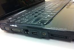 A few years later vista came out. Compaq Presario V3000 3 Adrian Video Image