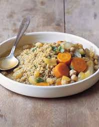 Couscous De Quinoa Aux Legumes Pour 6 Personnes Recettes Elle A Table Recette Recettes De Cuisine Quinoa Legumes Couscous