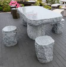 Wir verkaufen ein alten steintisch. Gartentische Steinbanke Fur Ihren Garten Kaufen