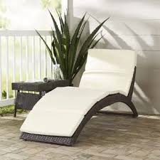 Chaise lounges whether you're beachside, poolside, or merely dreaming of being at one, nothing says glamor and leisure like a fine chaise lounge. Best Wicker Lounge Chairs Beachfront Decor Lounge Chair Outdoor Wicker Chaise Lounge Wicker Lounge Chair