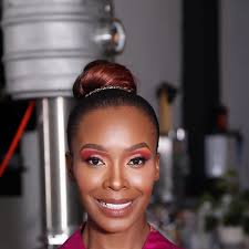 With cheesecake and self-love, Sonia Booth tackles life