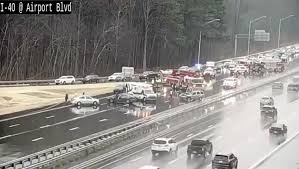 I-40 West reopens after 3-car crash with injuries blocked multiple lanes near Airport Boulevard: Officials