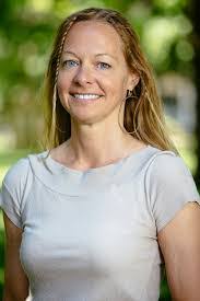 Shari Tobias's Instagram, Twitter & Facebook