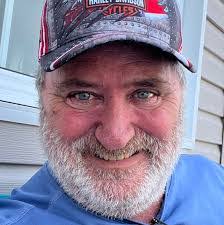 Mario Richard's Instagram, Twitter & Facebook