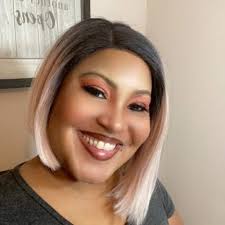 Dee Willis (@iamdeewillis)