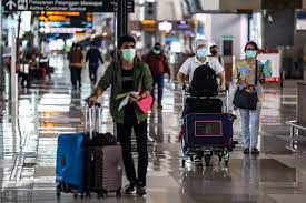 Hal ini disampaikan terkait dengan adanya kejadian penumpukan penumpang penerbangan internasional yang tiba hampir bersamaan di terminal 3 soekarno hatta pada hari ini, kamis (7/5) siang hingga sore hari. Begini Protokol Penanganan Kepulangan Wni Dan Kedatangan Wna Di Bandara Topcareerid