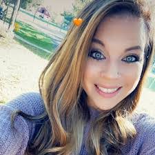 Evette Foster's Instagram, Twitter & Facebook