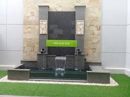 Sayangnya, lumut di kolam bisa merusak keindahan apabila jumlahnya terlalu banyak. Jasa Pembuatan Kolam Koi Minimalis Kolam Kendi Air Ikan Hias Tukang Taman Rumah 0822 6136 9636