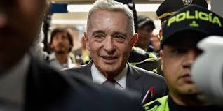 Así fue el interrogatorio que realizó Álvaro Uribe a Vicky Jaramillo en  pleno juicio sobre Juan Guillermo Monsalve: esto preguntó el expresidente