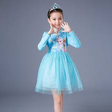 Dress yang dikenakan oleh tokoh elsa pada film frozen pastinya cuma bisa dipesan secara custom. Gaun Pesta Anak Perempuan Baju Panjang Frozen Gaun Untuk Anak Perempuan Buy Fashion Anak Pakaian Pesta Gadis Gaun Panjang Rok Desain Untuk Gadis Frozen Dress Anna Elsa Product On Alibaba Com