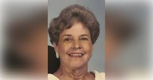 Rebecca Gamble's Instagram, Twitter & Facebook