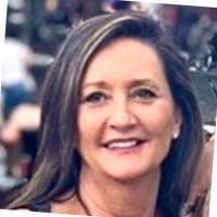 Lindsey Baumann's Instagram, Twitter & Facebook