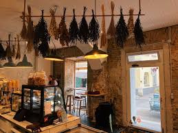 Welche Cafés haben Sonntags geöffnet aktuell?