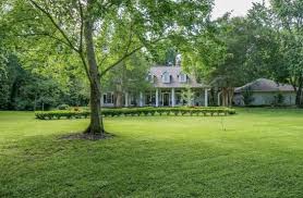 Beautiful House For Sale In Richmond Texas Country Charm Rustic House Beautiful Homes House Styles