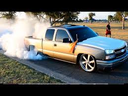 Ver más ideas sobre camionetas, camiones chevy, chevy. Lone Star Kreations Dropped Silverado Burning Out 12inch Wide Intros Youtube