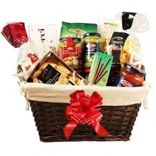 Pasta night family gift idea. Discover Our Tasty Pasta Gift Baskets Send Gifts In Europe