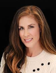 Whitney Mccann's Instagram, Twitter & Facebook