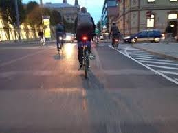 Radfahren In Stuttgart Neue Gesetze Furs Radfahren Sind Moglich Radfahren Radeln Neue Wege