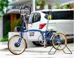 Halo pemirsa gridoto modif saat ini memang enggak ada habisnya ngomongin modifikasi. Modif Sepeda Konvensional Jadi Listrik Bisa Lari Hingga 30 Km Tanpa Genjot Lho
