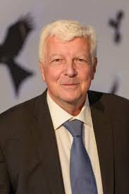 Universität Zürich ernennt Werner Müller zum Ehrendoktor