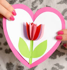Begin by drawing a heart. Easy Mother S Day Cards To Make At Home Auckland For Kids