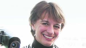 This is david burdus : Former Channel 4 Racing Presenter Lesley Graham Is Among Those Celebrating Horse Racing News Racing Post