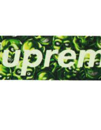 Fw18 box logo crewneck legit check guide. Supreme Supreme Skull Pile Box Logo Sticker Glow The Doused Shop