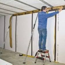 Comment Bien Isoler Un Mur En Realisant Deux Couches Isolation Mur Renovation Vieille Maison Tableau Electrique Maison