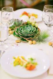 Con piezas sencillas y un poco de imaginación puedes conseguirlo. Centros De Mesa Para Bodas 2021 De 100 Fotos E Ideas