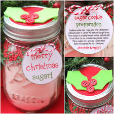 Friends Will Find This Cookie Mix In A Mason Jar Christmas Gift Simply Irresistible This Tut Mason Jar Cookies Mason Jar Christmas Gifts Christmas Cookie Jars