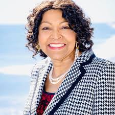 Mary Byrum's Instagram, Twitter & Facebook