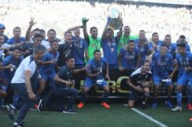Gran alternativa de entretenimiento familiar, integrada por un staff de pioneros del automovilismo mexicano que por más de 40 años se han. Video Cruz Azul Gana Gusta Y Golea Al Necaxa Y Es El Campeon De La Supercopa Mx South Florida Sun Sentinel