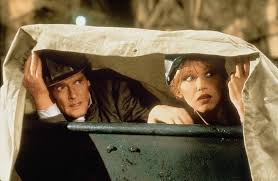 Am ende war sie zwar nur eine sekunde lang in wann auch immer ein quantum trost im tv laufe, so schalte sie ein. James Bond 007 Im Angesicht Des Todes Fernsehserien De