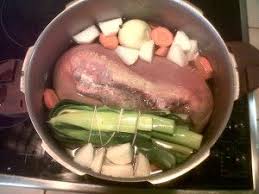 Langue De Boeuf A La Sauce Piquante Et Pis Pu Rien Langue De Boeuf Recettes De Cuisine Plat Sans Viande