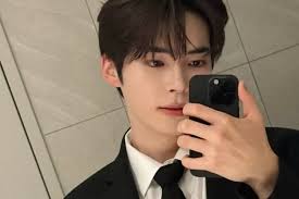 Menyusul Myung Jaehyun BOYNEXTDOOR, Sung Hanbin ZEROBASEONE akan Mundur  Sebagai MC M Countdown