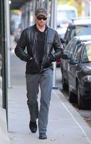 Hugh Jackman Out For A Stroll Leather Jacket Buy Men S Leather Jackets On Sale In Los Angeles California San Diego Hermosillo Sacramento Wyoming Washing Leather Jacket Street Style Leather Jacket