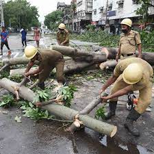 India news | press trust of india the cyclonic storm will hit the tamil nadu coast between cuddalore and pamban. Cyclone Amphan Battered India And Bangladesh The Coronavirus Delays Recovery Vox