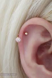 In this video i'll show you how to undo tight/stiff balls on your piercing bar at home without needing to go to a piercer. Glitter Ball Curved Barbell 14k Gold Helix Piercing Jewelry Earings Piercings Flower Earrings Studs