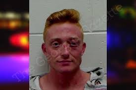 Austin Lundy's Instagram, Twitter & Facebook