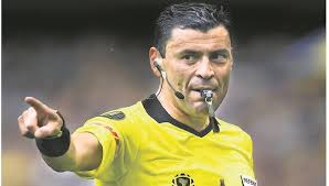 Los brasileños lucen como los favoritos para avanzar a la antesala de la gran final, pues. Peru Vs Brasil Sigue Polemica Por Designacion De Chileno Roberto Tobar Como Arbitro Principal Deportes Correo
