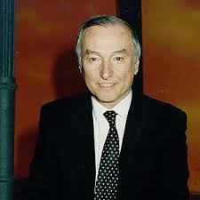 Piero angela (torino, 22 dicembre 1928) è un divulgatore scientifico, giornalista, conduttore televisivo e saggista italiano. Angela Lavorare E L Unico Modo Per Non Invecchiare La Repubblica