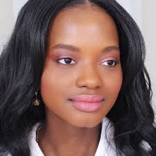 eileen 🪡 (@blackgirlndlpt)