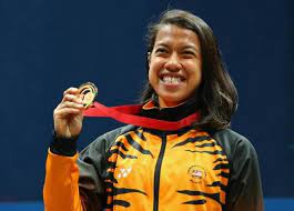 Aug 06, 2019 · beliau telah mengumumkan persaraan dari sukan itu badminton/tersebut pada 13 jun 2019 atas faktor kesihatan dan kini dilantik sebagai ketua kontinjen malaysia (chef de mission) oleh majlis olimpik malaysia untuk sukan olimpik tokyo 2020. Sifat Sifat Kepimpinan Yang Membina Ketangkasan Nicol David Utusan Borneo Online