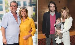 What is the latest on kate garraway's husband derek draper? Kate Garraway Is Having Hardest Time Of Her Life As Her Husband Derek Draper Battles Coronavirus Daily Mail Online