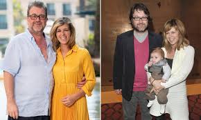 Kate garraway pictured with her husband, derek draper, in 2008. Kate Garraway Is Having Hardest Time Of Her Life As Her Husband Derek Draper Battles Coronavirus Daily Mail Online