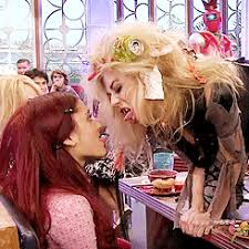 Sam and cat kissing each other on the lips. Sam Cat Has Been Canceled The Blemish