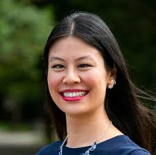 Karen Ho's Instagram, Twitter & Facebook