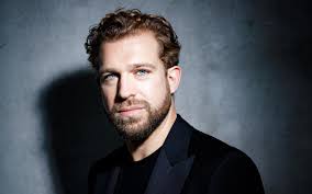 Julian Prégardien biography in English