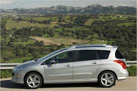 Vind nu tweedehands peugeot 308 break autos op autoscout24, de grootste online automarkt van europa. Bilder Peugeot 308 Sw Willkommen Auf Dem Panoramadeck Autoplenum De